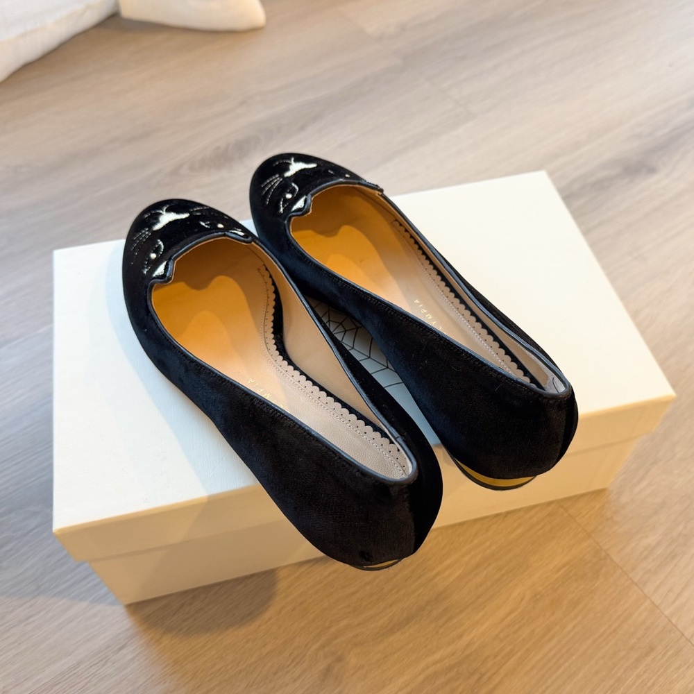 Brand New Charlotte Olympia Kitty Flats - Picture 3 of 6